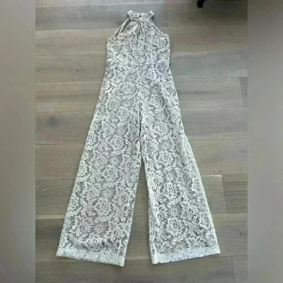 julia jordan Pants - JULIA JORDAN knot Lace Jumpsuit In‎ white / Nude Size 4